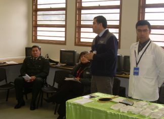 CORESOL Reparte Anteojos en Valdivia